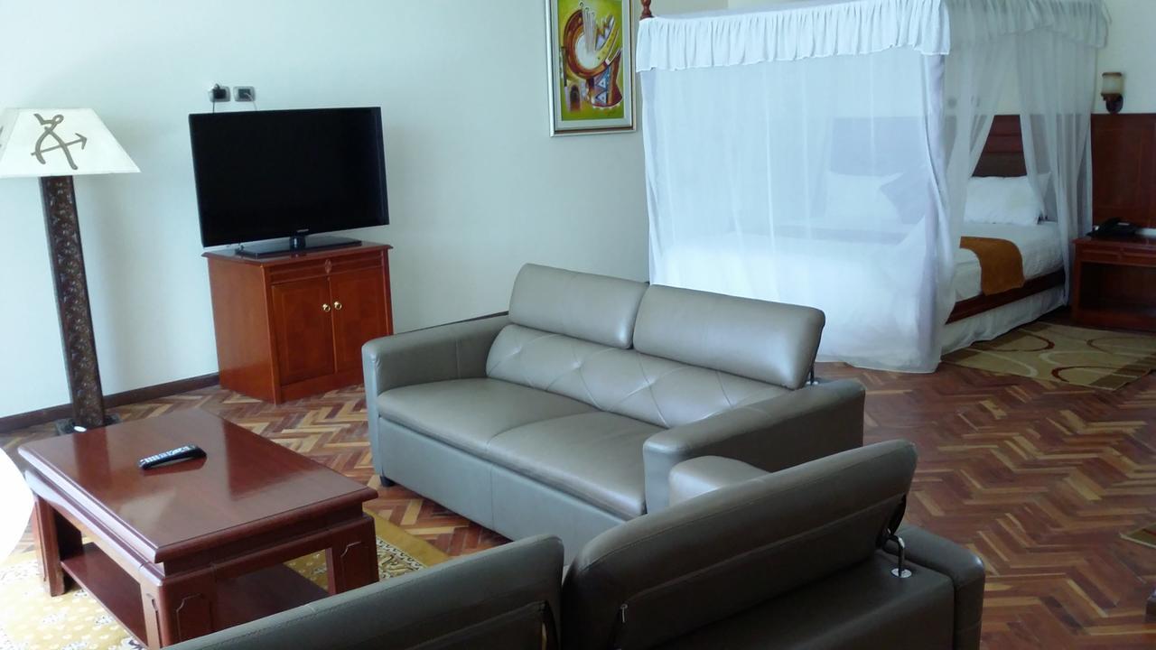 Asham Africa Hotel Bishoftu Экстерьер фото